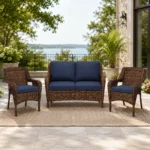 Juego de Terraza Hampton Bay Cambridge 3 Piezas – Mimbre Café y Azul Marino